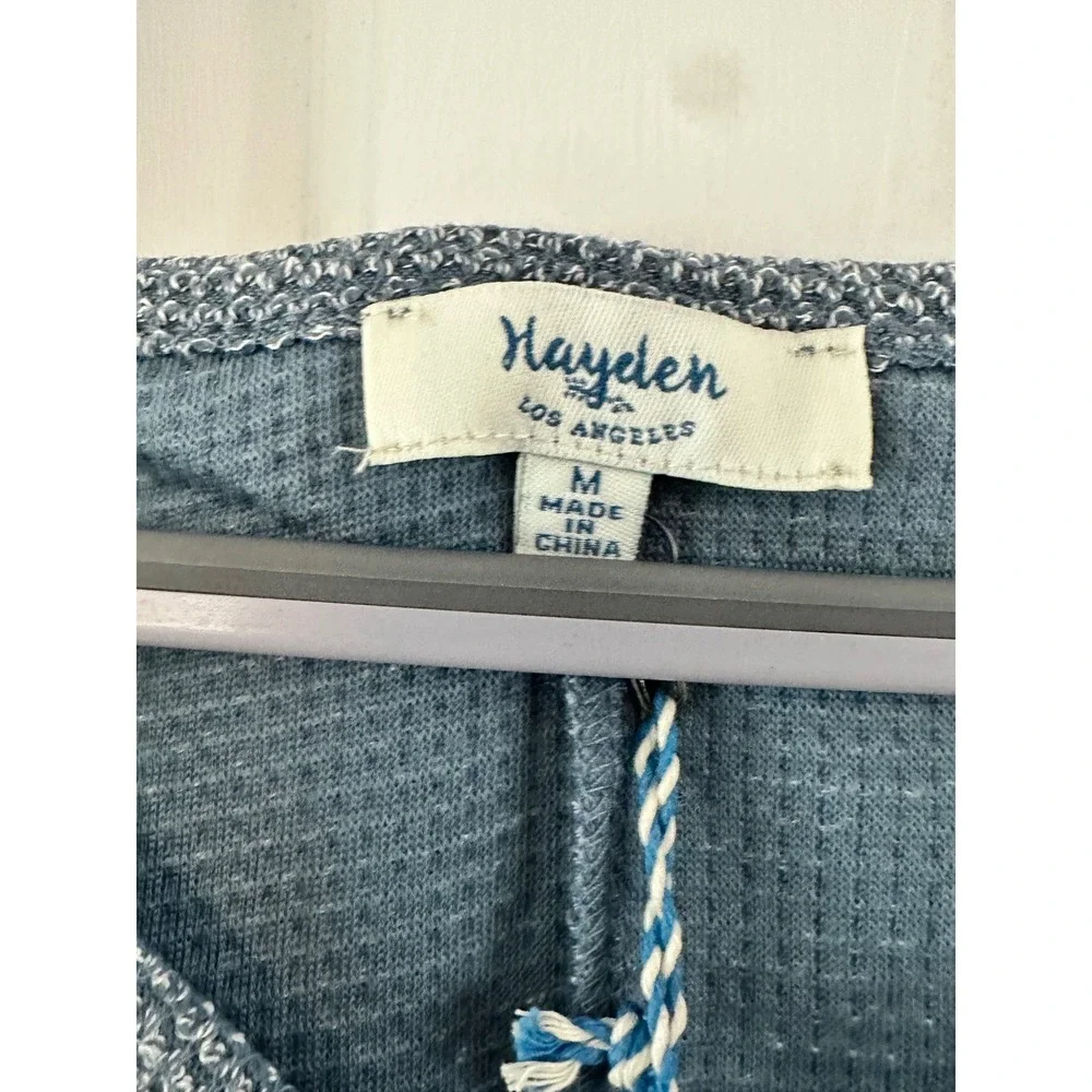 Hayden Los Angeles Gray Striped V Neck Split Hem Tunic Top‎ Size M